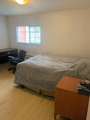 Room - Gorgeous 4-bedroom house in Vancouver perfect for your getaway (Vancouver)