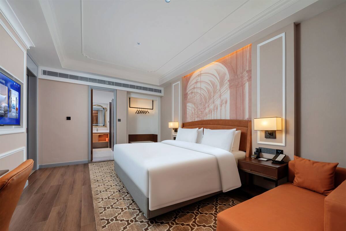 Suite Luxe, vue ville | Rideaux occultants, chambres insonorisées, Wi-Fi gratuit