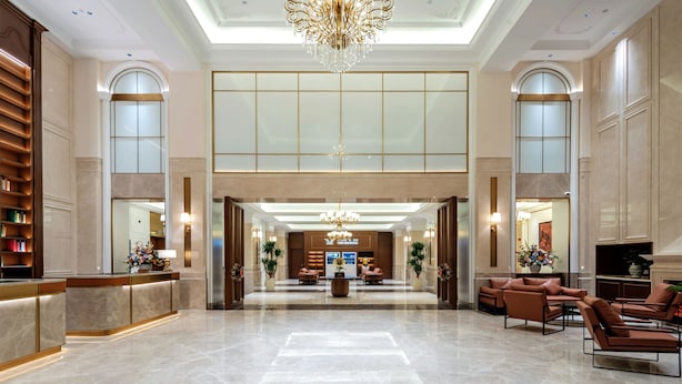 Unclassified image, 1 of 48, button - Vienna International Hotel Guangzhou Baiyun International Airport Branch - Free Shuttle Bus to Guangzhou Baiyun International Airport & Free Deliver Service to Canton Fair Complex During Canton Fair Period (Guangzhou)