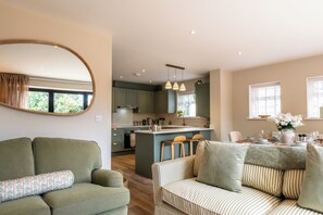 Living area - Stunning 3 Bedroom Cotswold Retreat (Broadway)