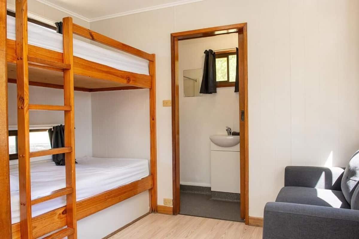 Standard Cabin | WiFi (free)