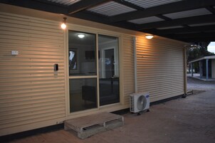 Comfort Cabin | Exterior