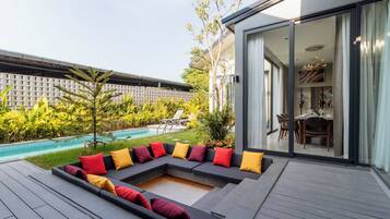 Villa | Outdoor dining