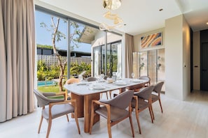Vila | Tempat makan