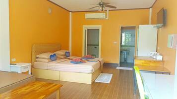 Basic Double Room, Garden View