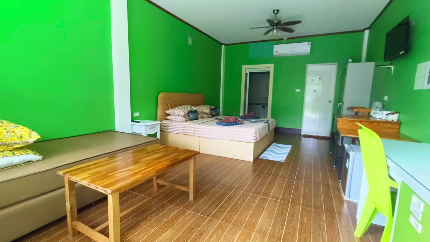 Basic Double Room, Garden View | Free WiFi, bed sheets