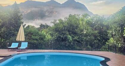 Khao Sok Country Resort