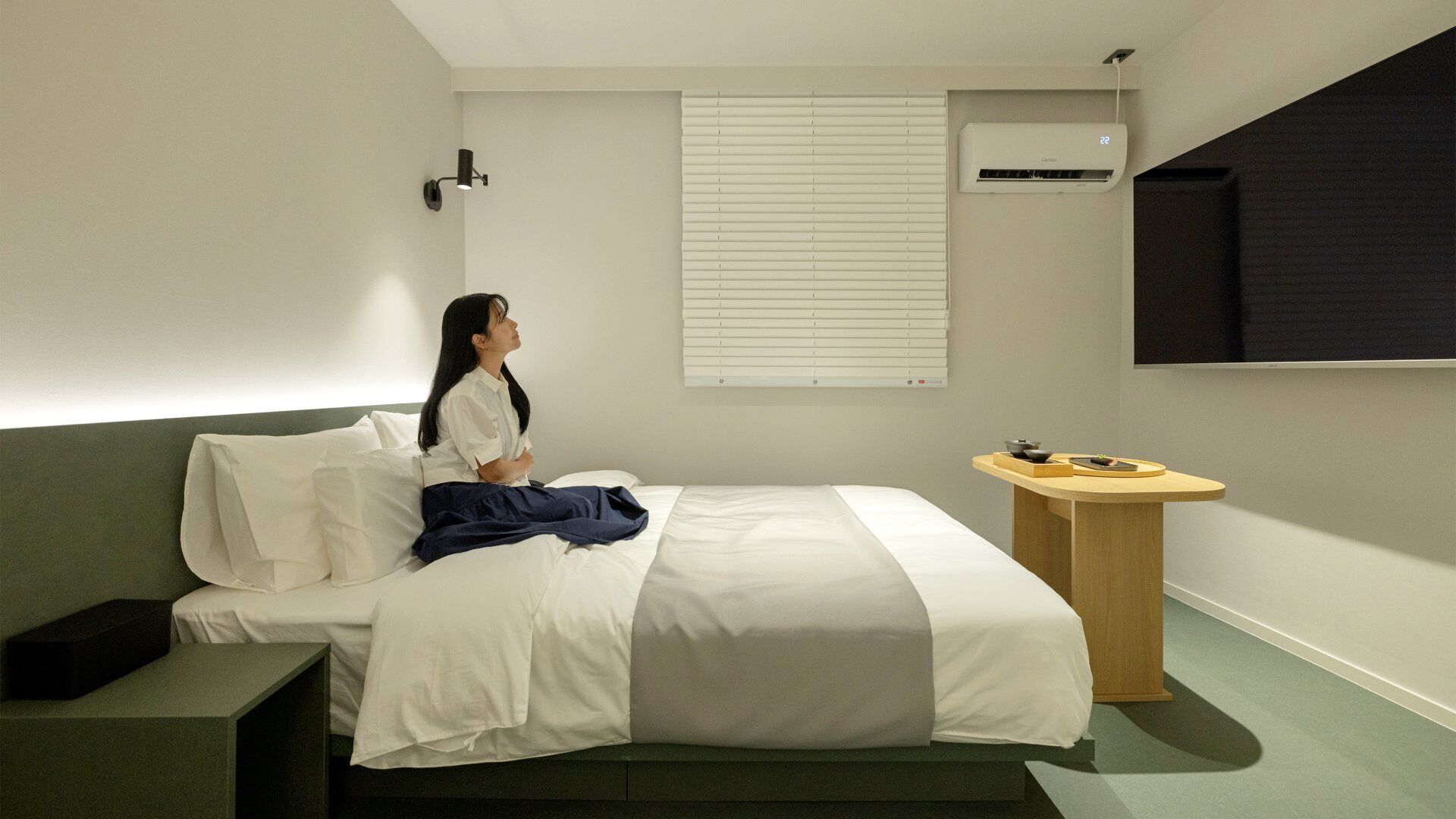 Habitació doble | Roba de llit d'alta qualitat i cortines opaques 