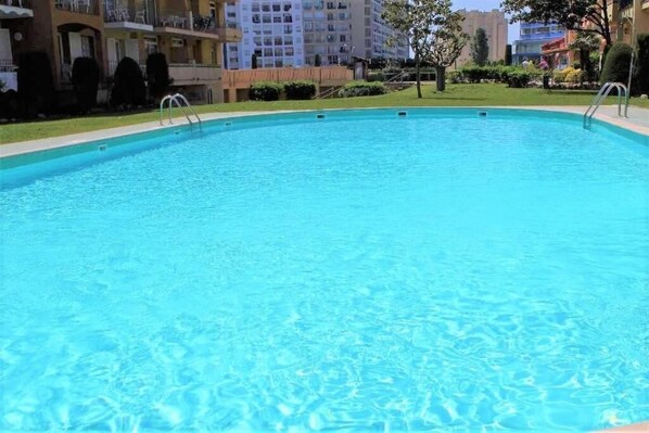 Pool - Vrbo Property (Empuriabrava)