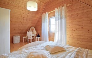Free WiFi - Awesome home in Rusinowo with sauna (Rusinowo)