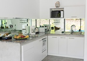 Biệt thự | Bếp riêng
