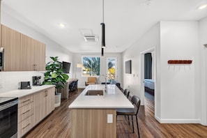 Dining room - Alloy Midtown (Phoenix)