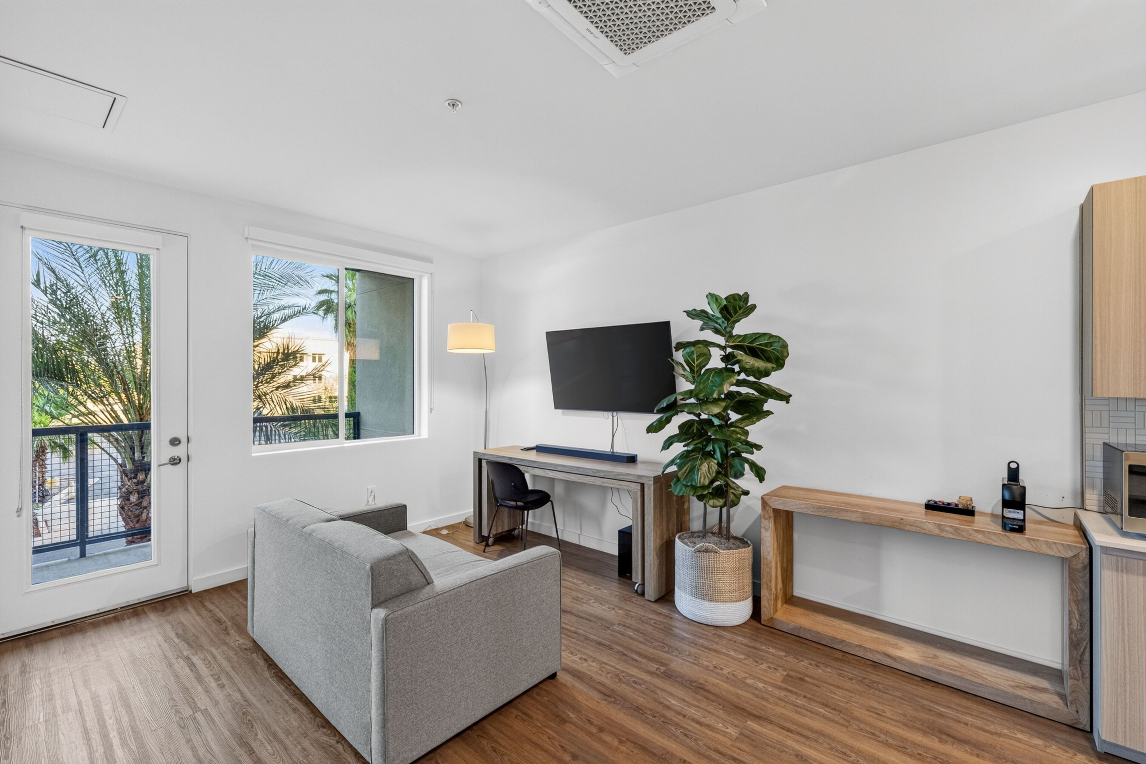 Comfort Apartment | Living area
