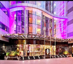 Property entrance - Sunday Signature Hotel & Residence (Dubai)