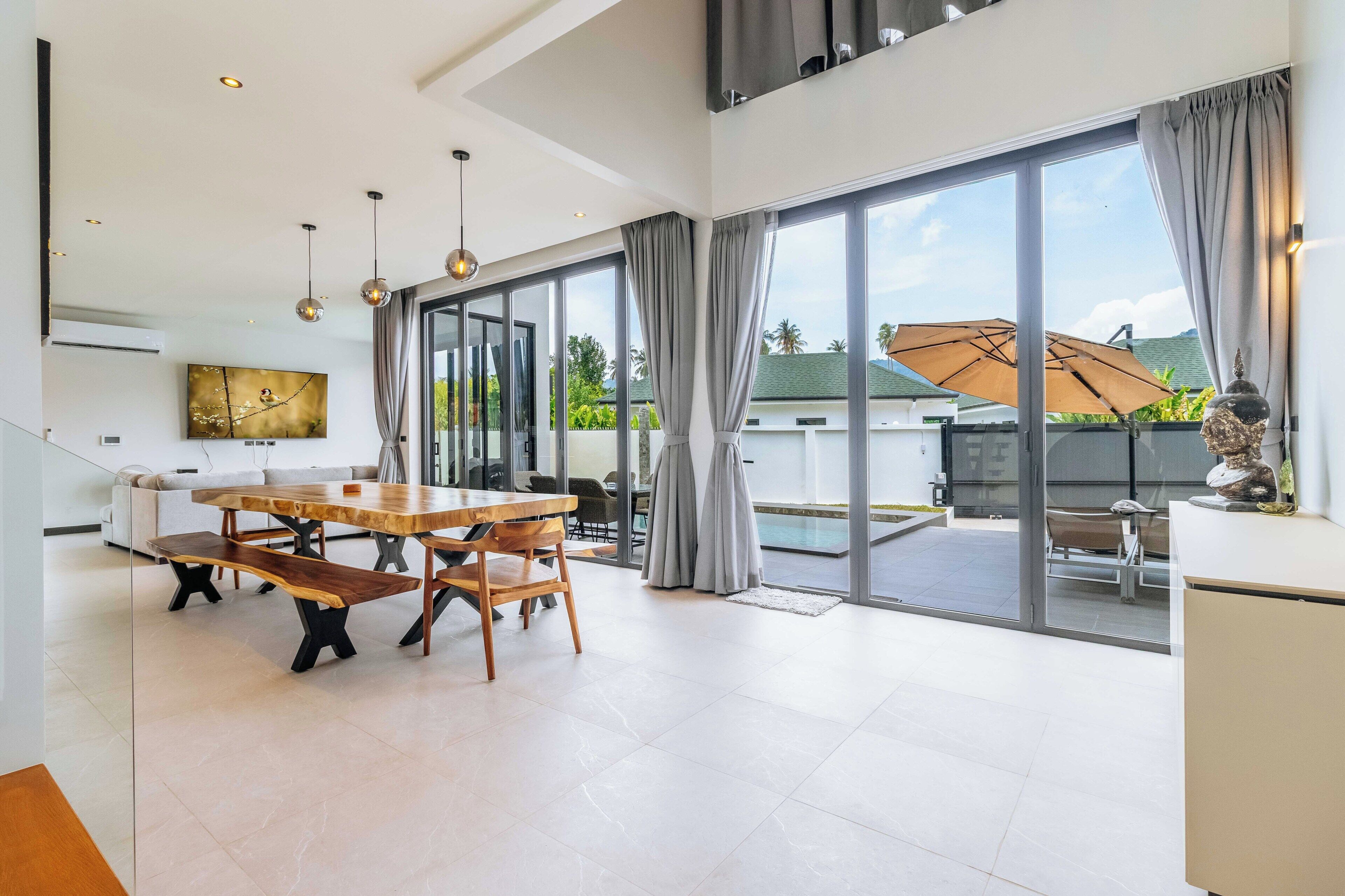 Villa | Dining