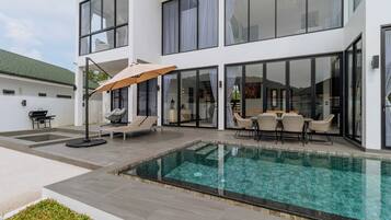 Villa | Pool