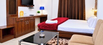 HOTEL THE KANHA