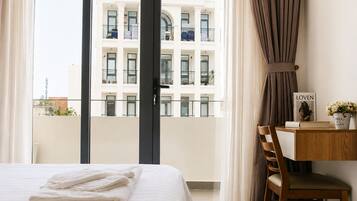 Deluxe Apartment, 2 Bedrooms, City View | Street view