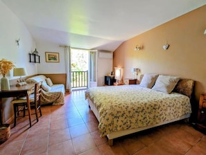 Standard Double Room, Mountain View - Campagne Vallauris (Vaumeilh)