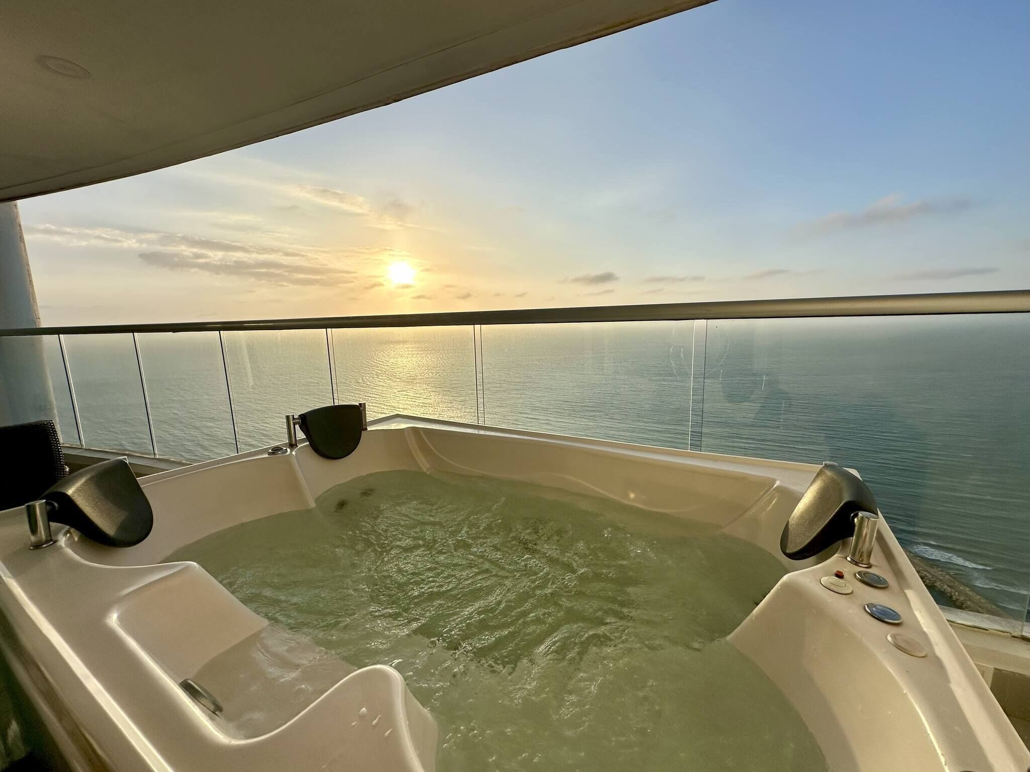 Bain à remous extérieur