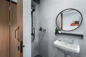 Standard Room | Bathroom - Cove Good Friends (Kabupaten Bekasi)