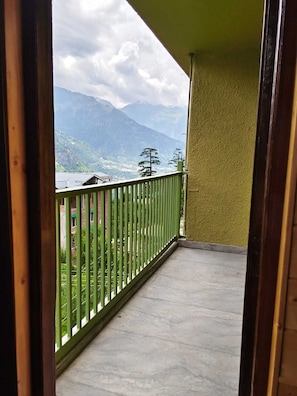 Interior - Aavi Grand Manali (Manali)