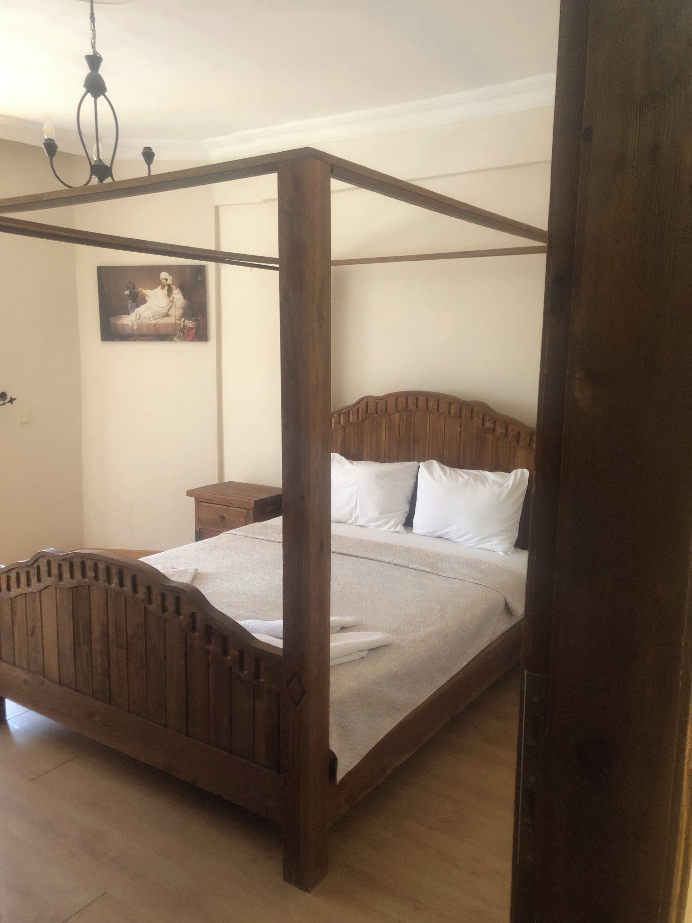 Superior Apartment, Mountain View | In-room safe, desk, free WiFi