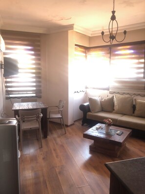 Family Apartment, City View | Living area - Moonlight terrace  (Fethyie)