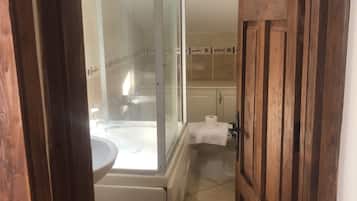 Shower, towels, soap, shampoo