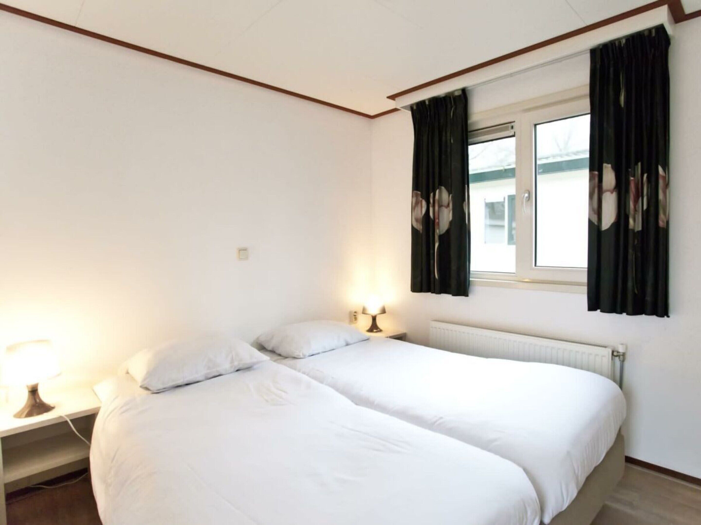 House | 2 bedrooms, individually furnished