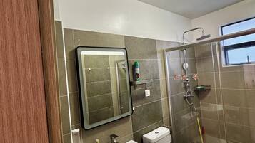 Superior Apartment, Private Pool | Bathroom | Free toiletries, hair dryer, slippers, towels