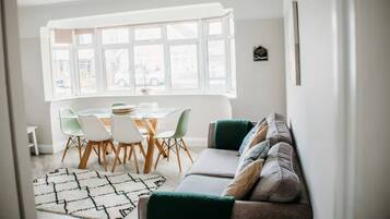 Apartment, 3 Bedrooms, Accessible | Living area