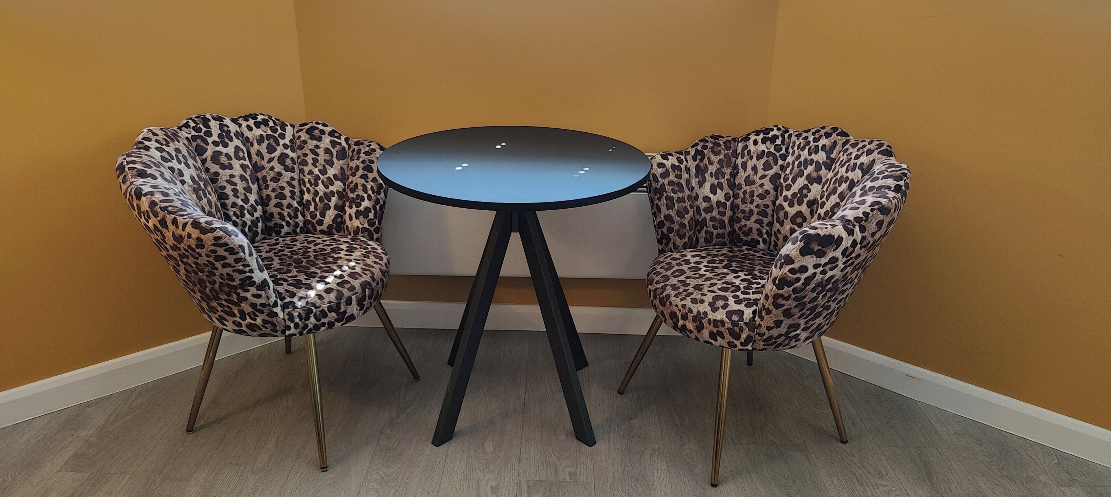 Superior Apartment, 1 Bedroom | Living area
