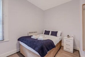 Standard Apartment, 2 Bedrooms, Non Smoking, Pets not allowed - Samko Suites Clapham (London)