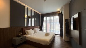 In-room safe, free WiFi - The River Kwai Bridge Resort 2 (Kanchanaburi)