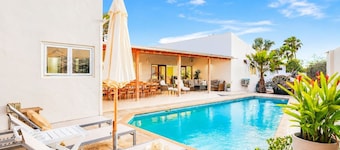 LUX 5BR Retreat w/ Private Pool • Bella Mia Villa