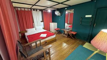 Family Room | Free WiFi