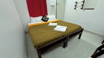 Family Room | Free WiFi