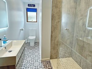 Towels - 3 bedroom accommodation in Fraserburgh (Fraserburgh)