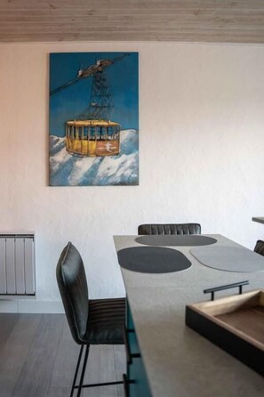 Dining - Vrbo Property (Talloire Montmin)