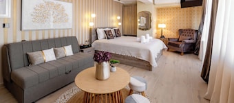 Lemair Luxury Aprtmnts, Kozani Deluxe Junior Suite