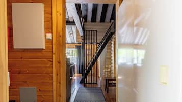 Apartamento, várias camas, sauna seca, ao lado da pista de esqui | Parte interna