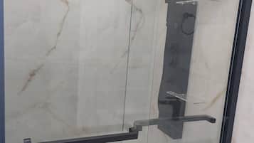 Shower, towels