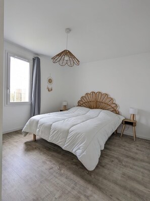 Room - Vrbo Property (Saint-Georges-d'Oléron)