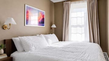 Iron/ironing board, travel crib, WiFi, bed sheets