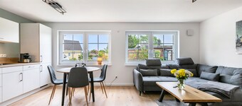 Holiday Home 'Lütte Auszeit' with Sauna and Garden