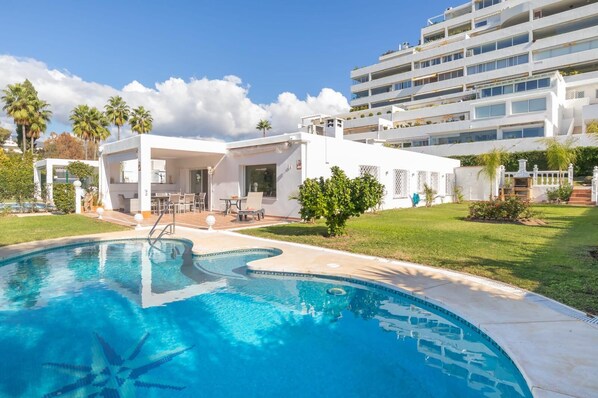 Pool - Villa Guadalmina Golf with a private pool (Marbella)