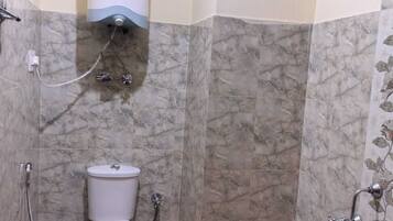Deluxe Double Room, Mountain View | Bathroom | Free toiletries, towels, soap, toilet paper