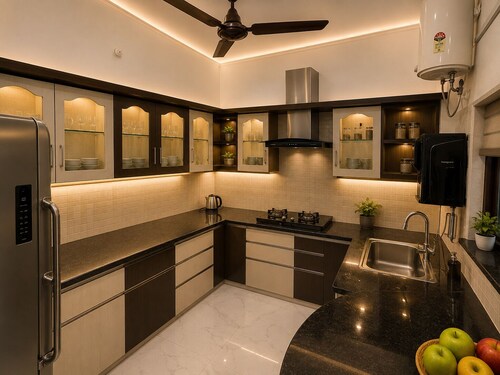 Skot White Home Stay Spacious 3 Bedroom Family Home with Living area & Dining