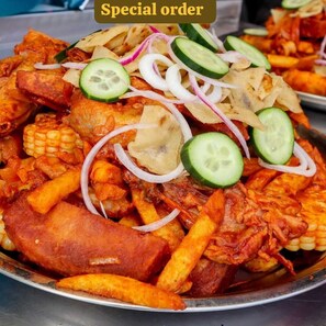 Standard Double Room | Food and drink